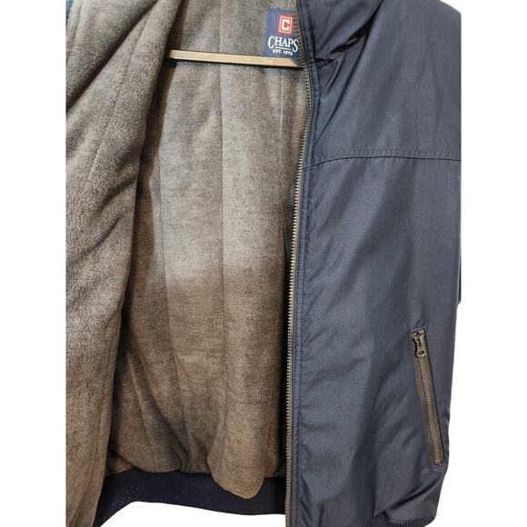 Chaps Men's Full Zip Vest Size L Fleece-Lined Microfiber Navy Blue Pockets EUC - Picture 4 of 7